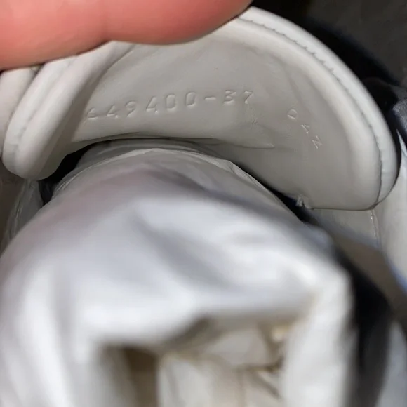 Gucci x Disney Ace Sneakers - Picture 10 of 10
